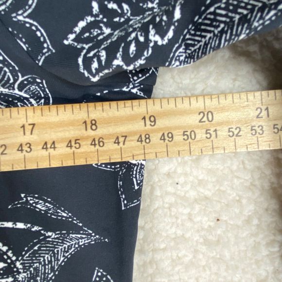 No Boundaries Hang Ten Rashguard Women's Black White Long Sleeve T-Shirt Size M - Picture 6 of 8